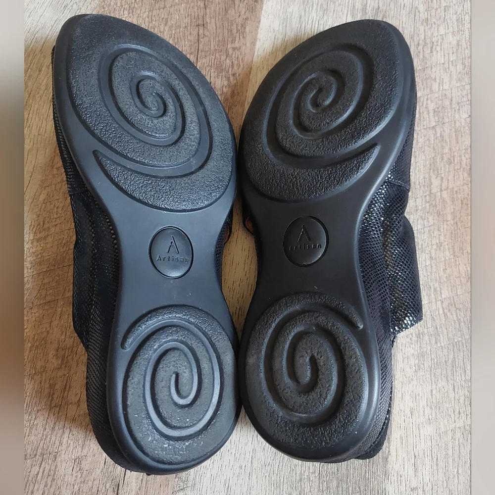 Clarks Artisan Women's Sandals Strappy Tiffani Aldora Black Leather 7.5W